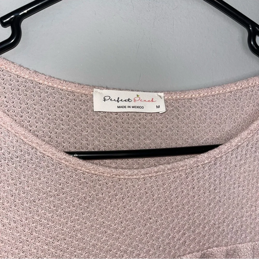 Perfect Peach Pink Knit Top Medium - Picture 3 of 5